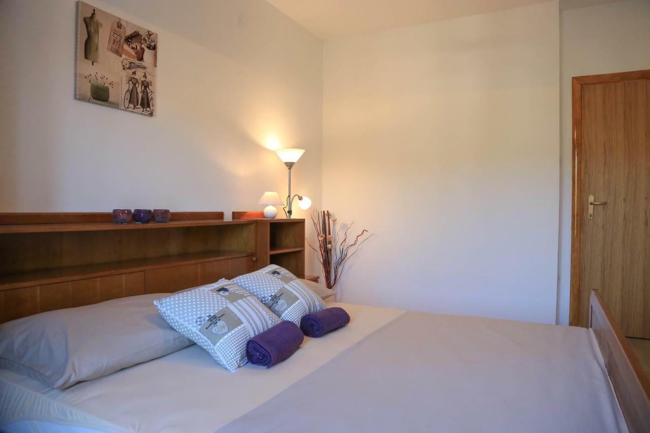 Marivo Guest House Molunat Eksteriør billede