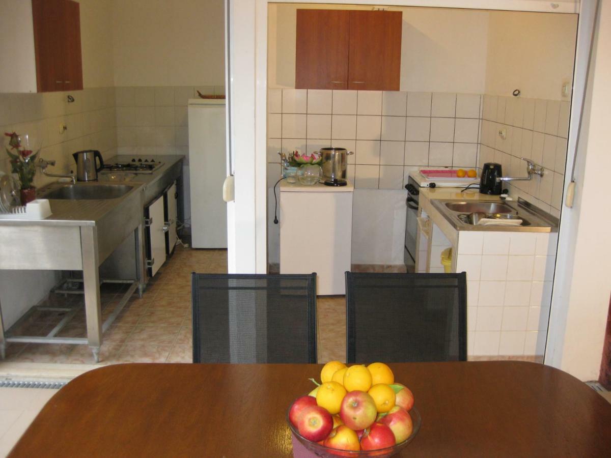 Marivo Guest House Molunat Eksteriør billede